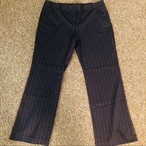 3/$15! EUC Charcoal Gray Pinstripe Dress Pants 18